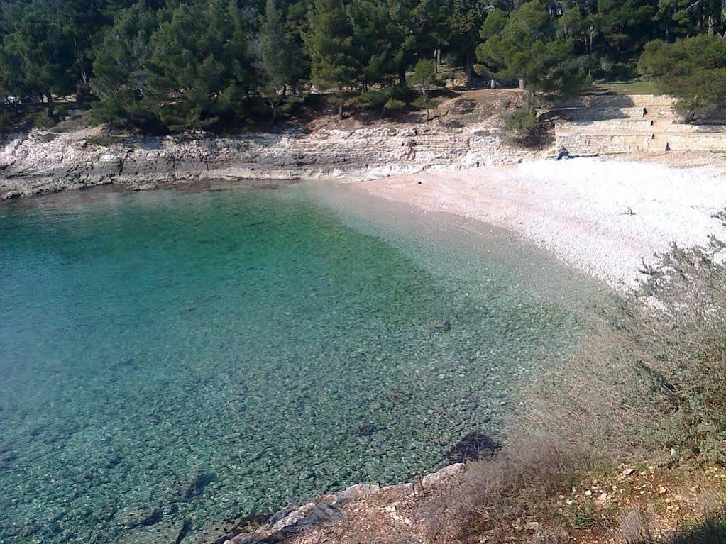 Apartment For Holidays In Pola Esterno foto